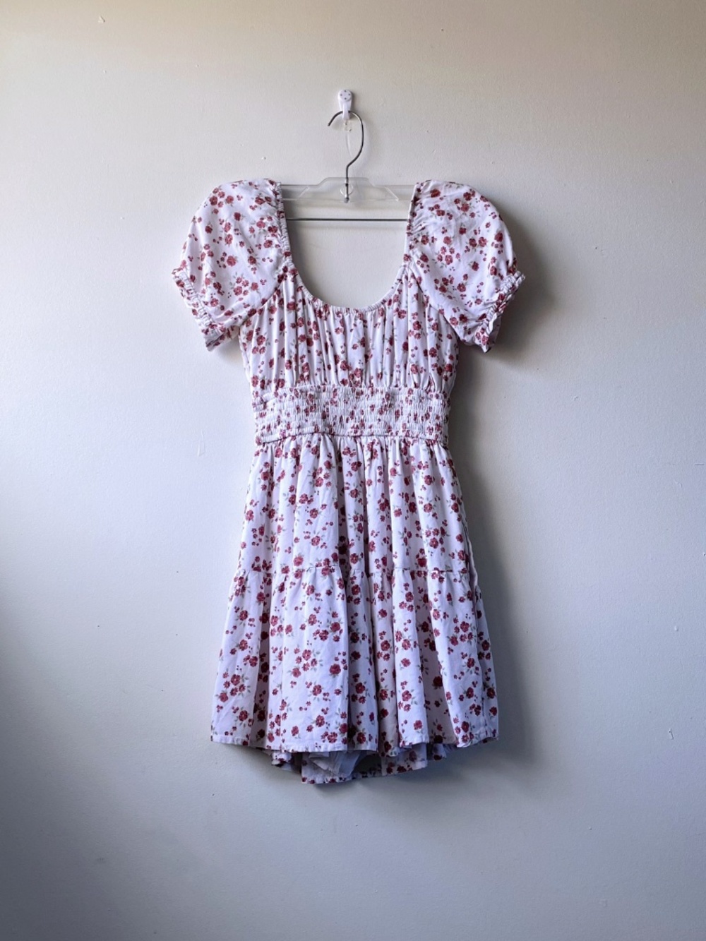 Floral Hollister Summer Dress with Pockets!! - Picture 4 of 4